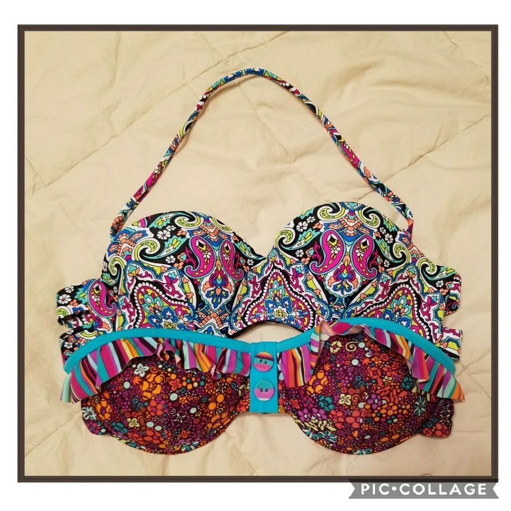 2 Bandeau Bikinis